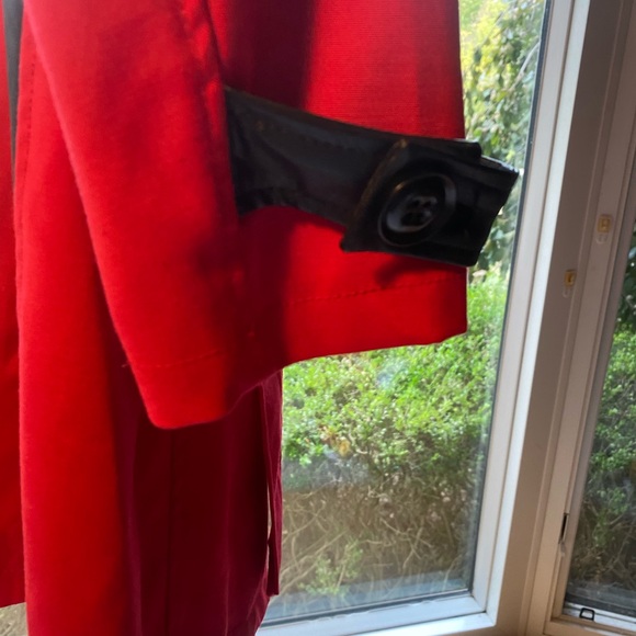 Kelyna Paris red & black coat size medium - Picture 9 of 9